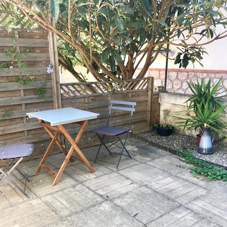 Dans Une Maison, Appartement Independant Et Jardin Perpignan Eksteriør bilde